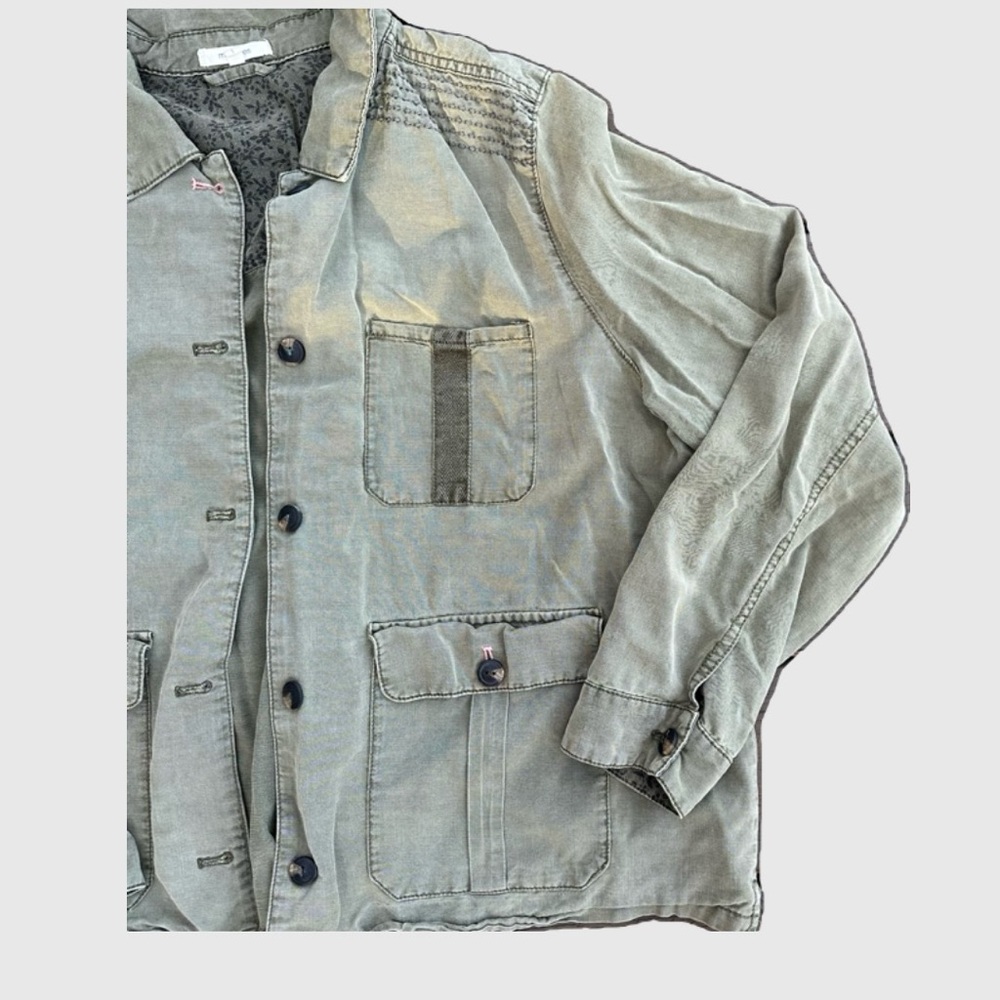Maurice’s boho Green utility button up with a worn, military & utility look